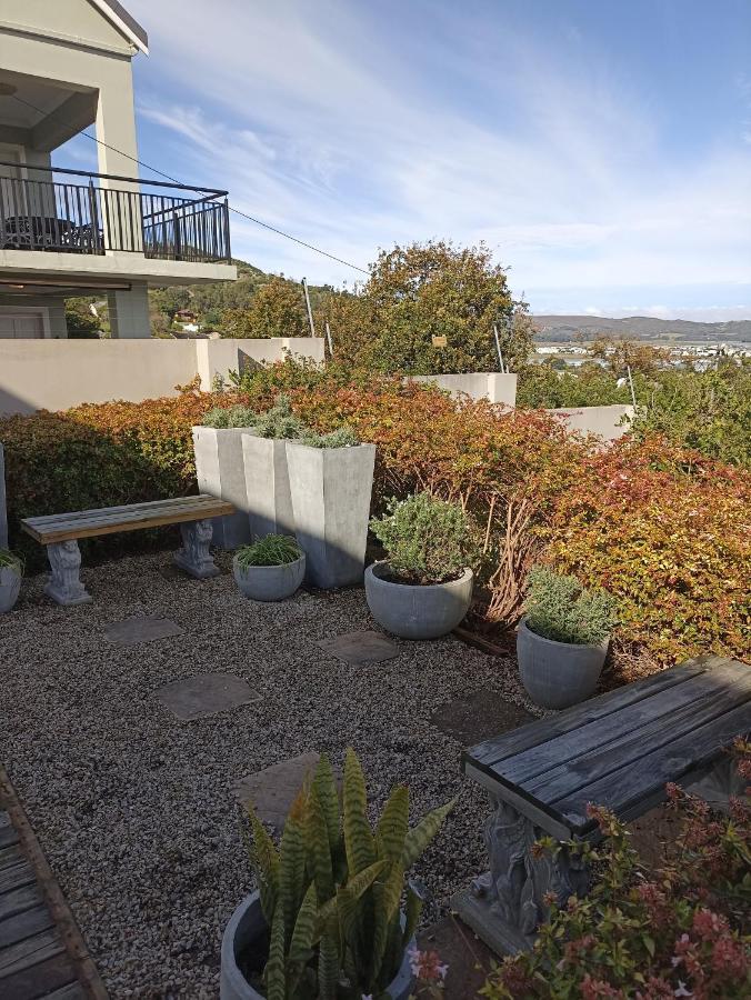 Fijnbos Guesthouse Knysna Exterior photo